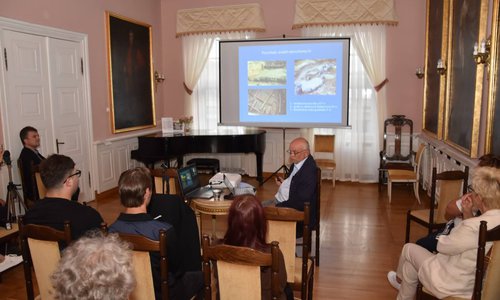 Image description